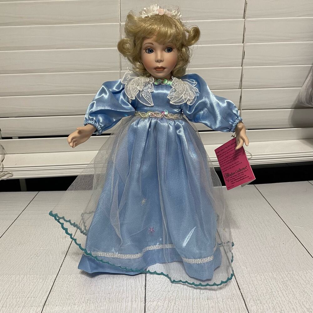 Vintage Paradise Galleries Angel of Peace Doll 1998 w Stand